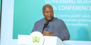 No State Enterprise Can Set Pay Outside the National Framework, Mahama Declares 9 President John Dramani Mahama addresses the SIGA Governing Boards and CEOs' Conference in Accra on Thursday.