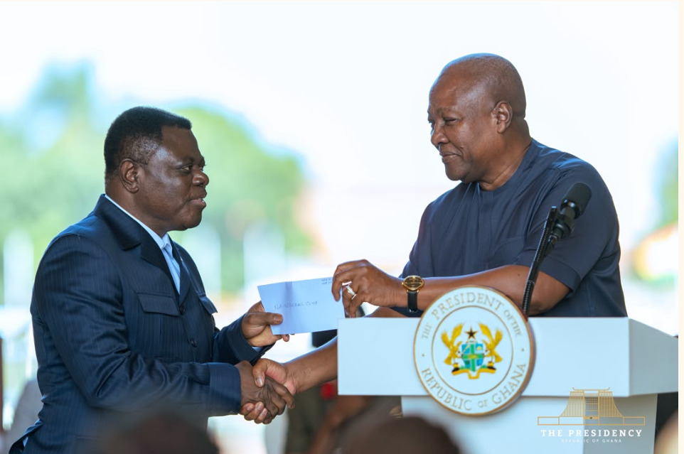 President John Dramani Mahama presents financial package to Dr. Kwame Kyei, President of Nations FC