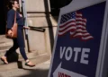 US Midterm Early Voting Begins Today 6 download 91