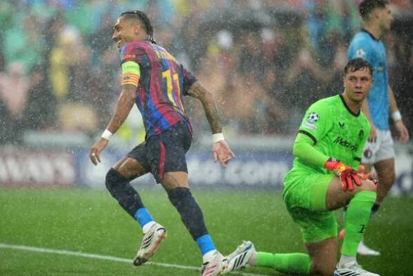 Torres and Dembele Lead PSG Demolition of Bratislava, Liverpool and Arsenal Win 4 image 144