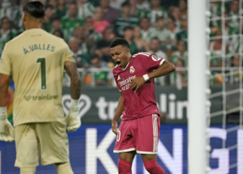 Mbappé Left to Rue Late Penalty Miss as Betis Stun Real Madrid 5 Kylian Mbappe and Betis goalkeeper Alvaro Valles