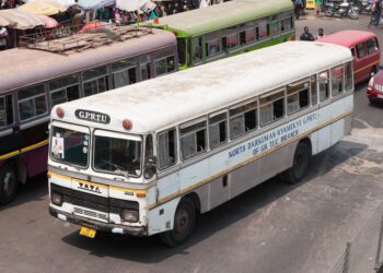Oil Shock Raises Inflation Risk in Ghana's Transport Fare Debate 1 GPRTU commercial buses in Accra amid Ghana transport fare debate