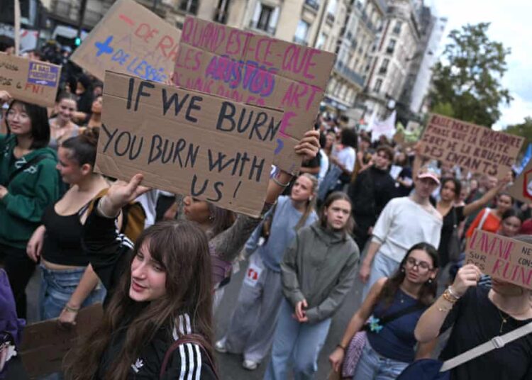 480,000 Protest Across France Over School Conditions 1 5040