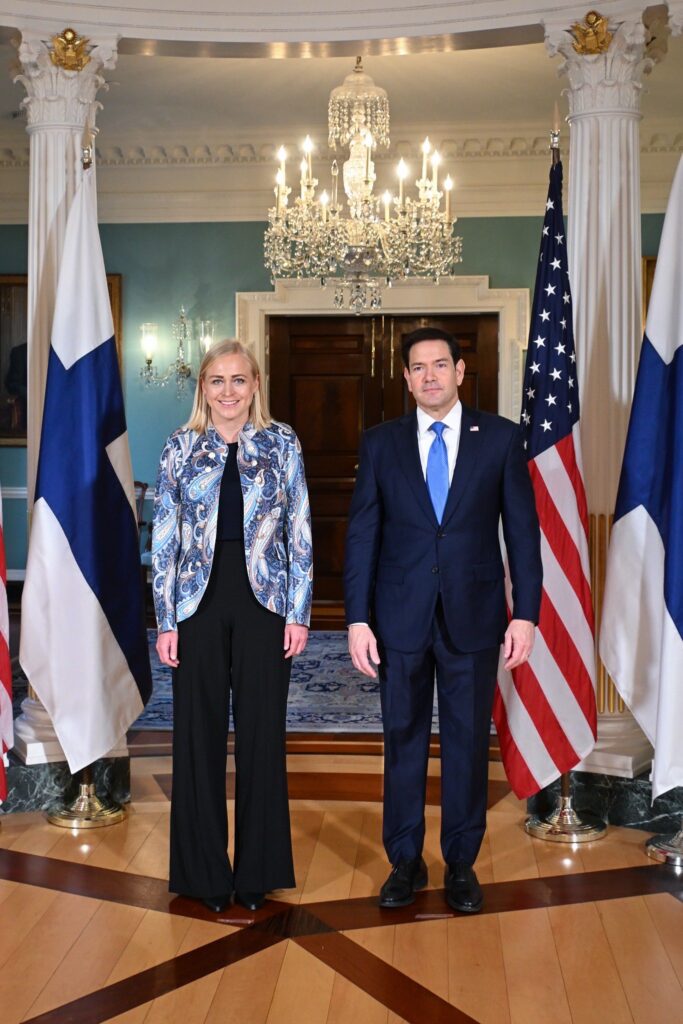 US, Finland Forge Technology Pact To Boost Strategic Ties 3 HVzxa4AW0AAkDUv