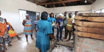 The Fisheries Commission of Ghana Assesses Commercial Smoking Ovens