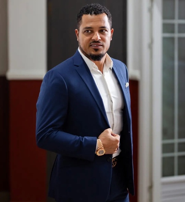 Van Vicker, Actor