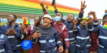 Some staff of the Tema Oil Refinery