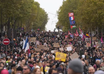 France Protests Persist As Students Demand Education Reforms 3 download 68