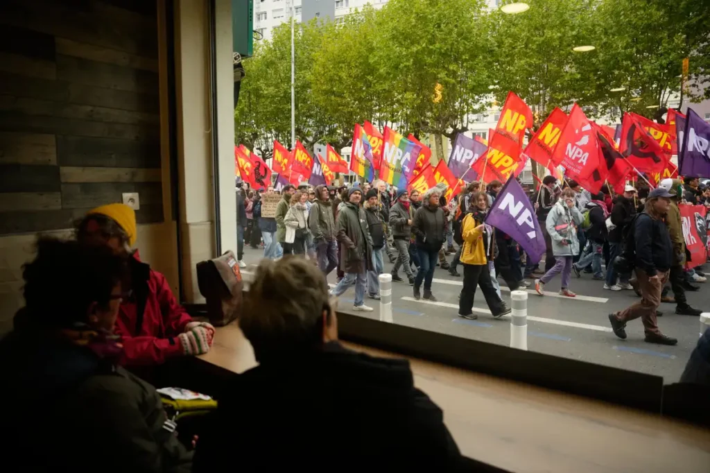 France Protests Persist As Students Demand Education Reforms 3 download 70
