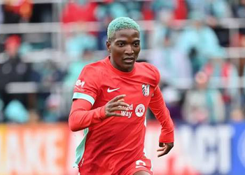 Temwa Chawinga in action for Kansas City Current in NWSL