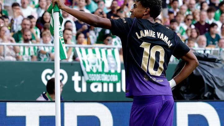 Barcelona Thump Betis to Extend Winning Streak to 11 Games 3 image 259