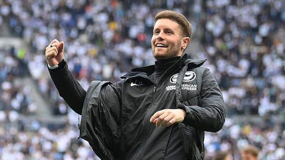 Hurzeler Rules Himself Out of Manchester United Coaching Job 4 image 370