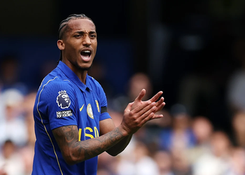 Joao Pedro Sidelined for Weeks as Emegha Returns 5 Joao Pedro