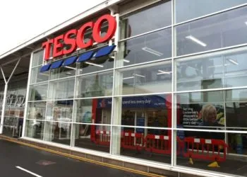 Tesco to create 16000 permanent jobs to bolster “exceptional” online growth 4 Supermarket giant, Tesco creates 16000 permanent jobs. Image credit: metro.co.uk