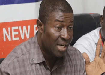 NDC government “lost control over the fight to restore sanity in the banking sector”- Nana Akomea 7 Nana Akomeah 2 693x405 1