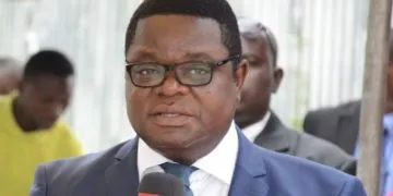 Professor Peter Quartey, Head of the Institute of Statistical, Social and Economic Research (ISSER) has urged government to incentivize Ghanaian businesses in the country.