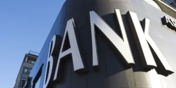 Banks lagging despite a rebound of economic activities