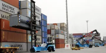The Deputy Chief Executive Officer of Ghana Export Promotion Authority (GEPA), Samuel Dentu, says the Authority will actively participate in the discourse that ensures the high cost of renting containers at the ports by the importers are subsidized.