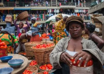 Government has, in collaboration with the Asantehene Otumfuo Osei Tutu II, expedited a loan agreement of ¢81 million in a bid to complete the Krofrom Market in the Ashanti region.