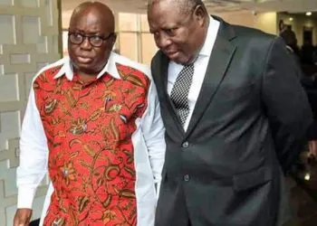 Twin deals buried in controversy 6 H.E. Nana Addo-Dankwa Akuffo Addo to the left with Dr. Martin Amidu to the right