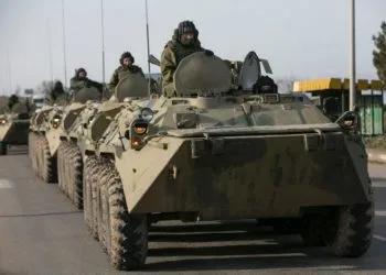 EU pledges backing to Ukraine after Russian military buildup