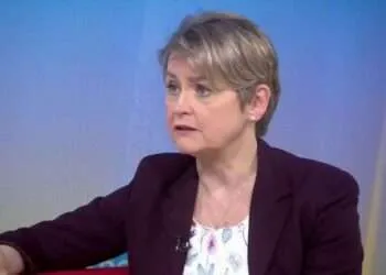 Cooper Dodges UK Arrest Question on Netanyahu 9 UK-France Migration Deal Awaits EU Green Light