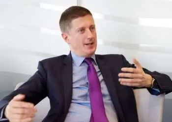 UK Data Silos Hinder Economic Growth and Services 1 Sir Robert Chote
