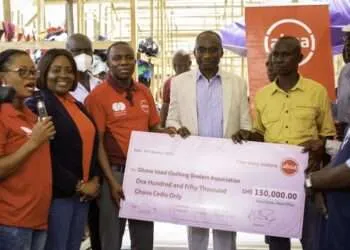 Absa Bank Ghana Empowers Kantamanto Traders with GH¢150k Relief Package 10 Absa Kantamanto 750x501 1
