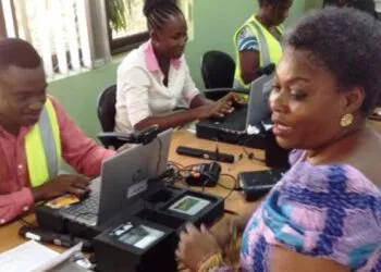 NIA Clears Six Hundred Thousands Backlog, Commits to Efficient Service Delivery 4 NIA Staff faciliating registration of Citizens